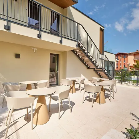 Villa San Zeno Rooms-2